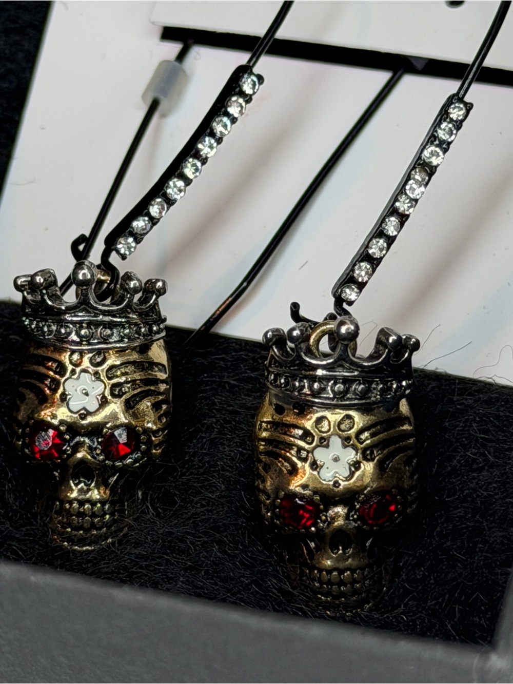 Betsey Johnson Rockin Riches Crowned Skull Dangle Earrings - Picture 2 of 3